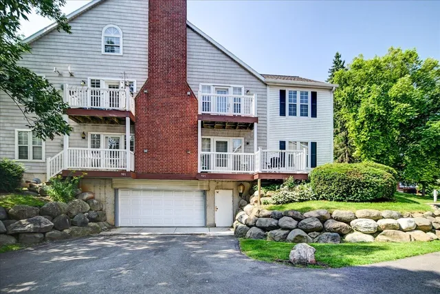 $245,900 | 901 Harbor House Drive, Unit 5, Madison, WI 53719