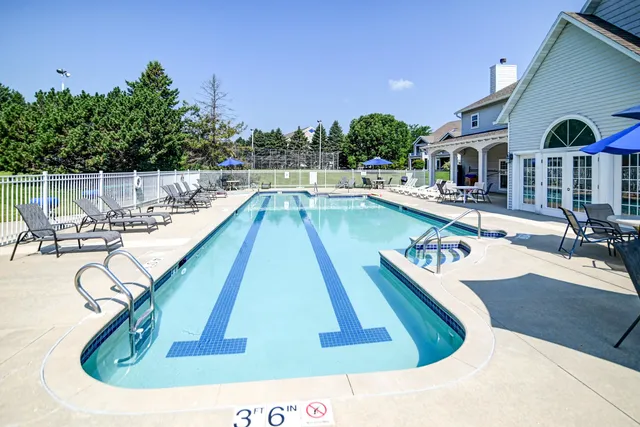 $245,900 | 901 Harbor House Drive, Unit 5, Madison, WI 53719