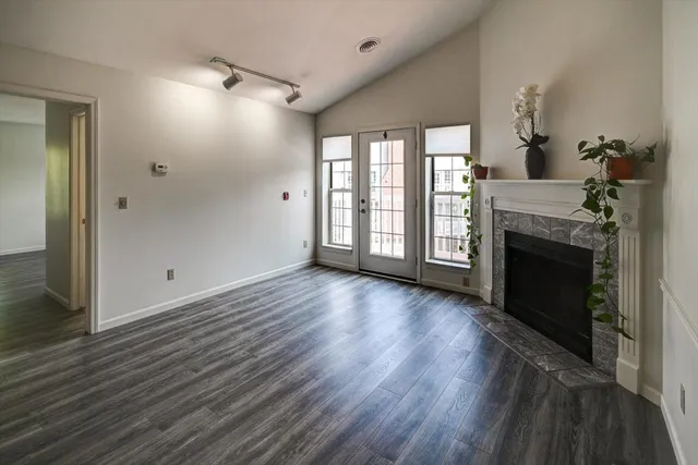 $245,900 | 901 Harbor House Drive, Unit 5, Madison, WI 53719