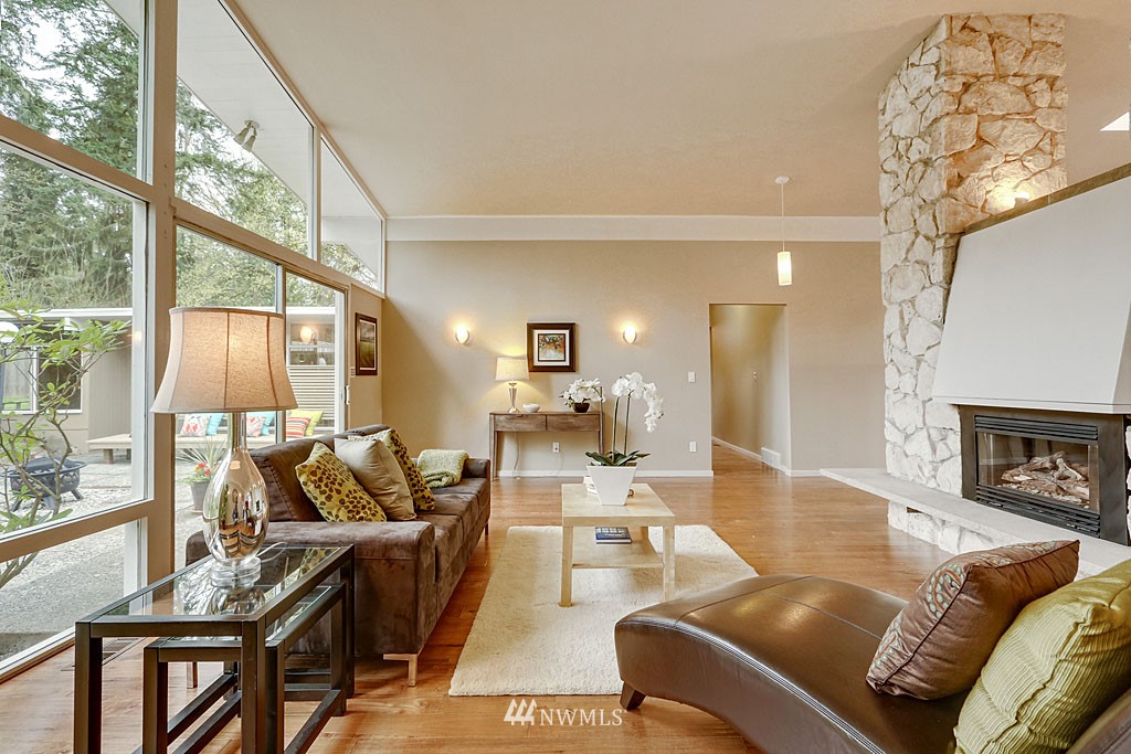 24222 2nd Place West Bothell, WA 98021 - Photo 5 of 15