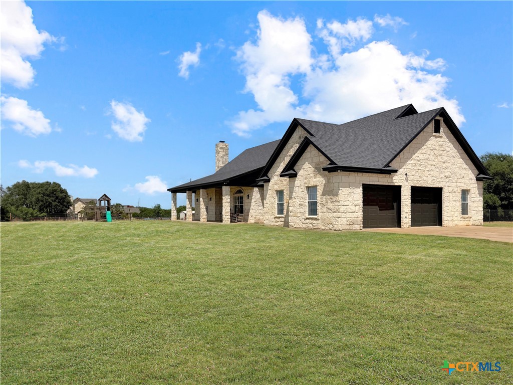 1008 Bosque Ridge Road Crawford, TX 76638 - Photo 4 of 36