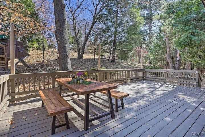 1017 Burnt Mill Road Lake Arrowhead, CA 92352 - Photo 27 of 32 a view of a wooden deck with furniture