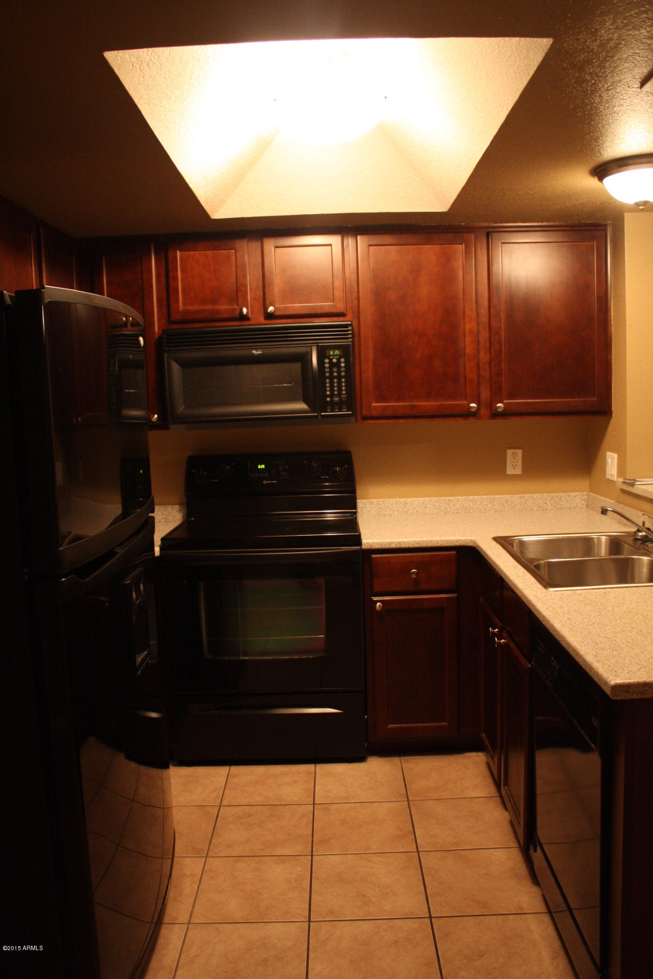1720 East Thunderbird Road, Unit 2084 Phoenix, AZ 85022 - Photo 5 of 26 IMG_3679