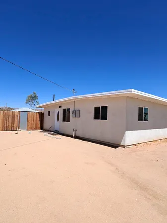 $325,000 | 340 Cherokee Trail, Yucca Valley, CA 92284