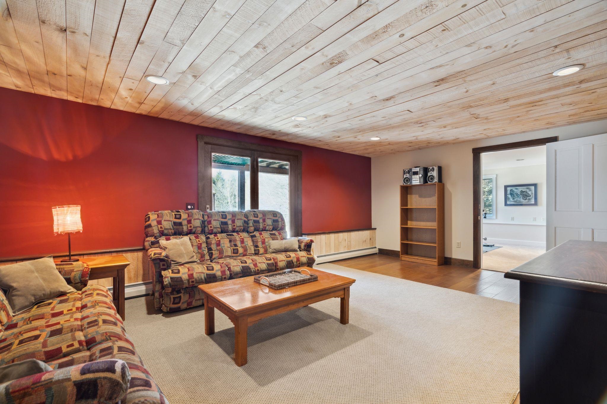 1043 Robinson Springs Road Stowe, VT 05672 - Photo 23 of 38 Gallery Image 23