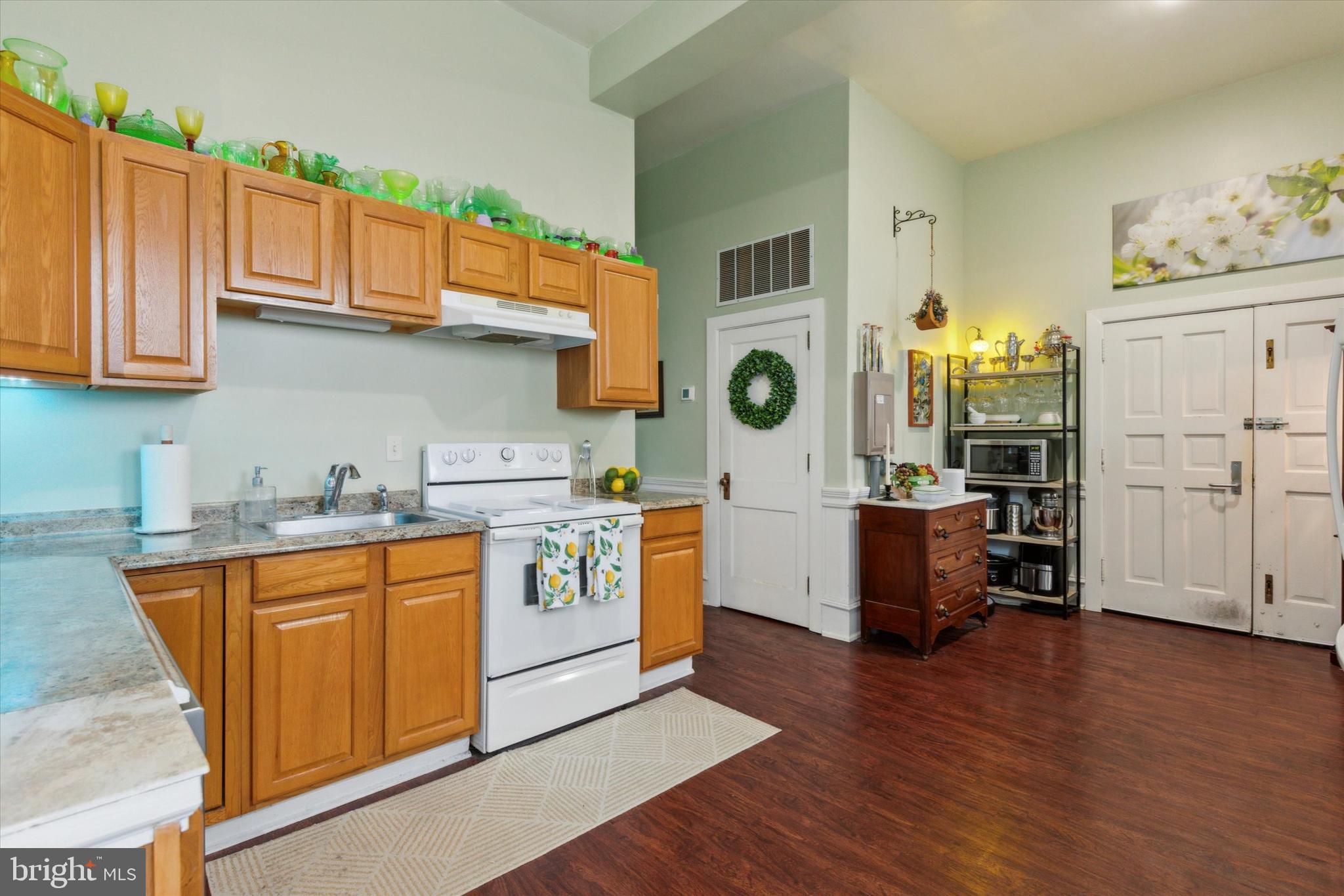 32-34 4th Street Pennsburg, PA 18073 - Photo 7 of 25 Unit 2