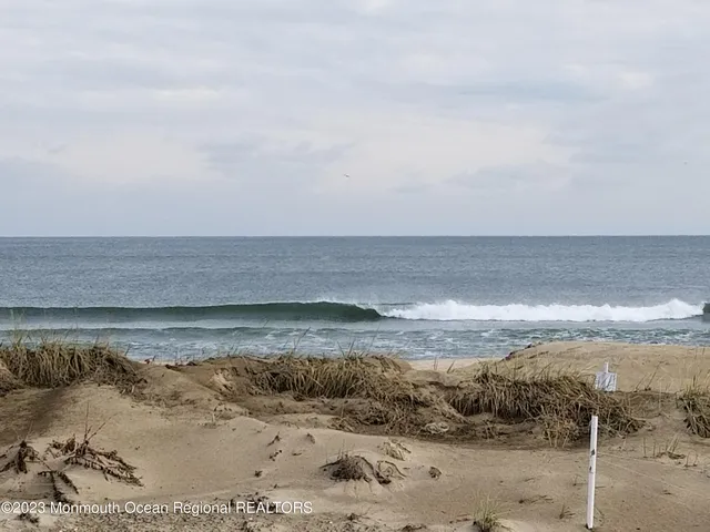 $1,825 | 23 Abbott Avenue, Unit 2W, Ocean Grove, NJ 07756