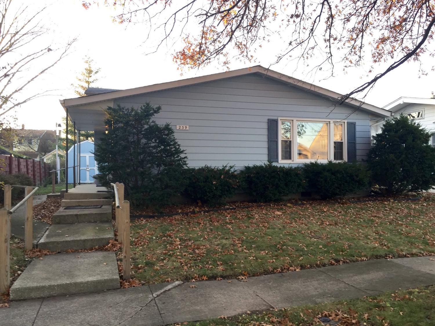 239 Maxwell Street Crown Point, IN 46307 - Photo 2 of 10 1500x1124