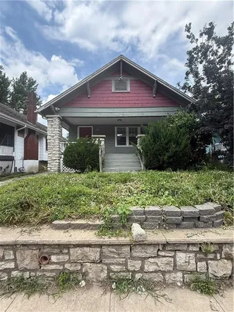 $130,000 | 1220 South Ash Avenue, Independence, MO 64052