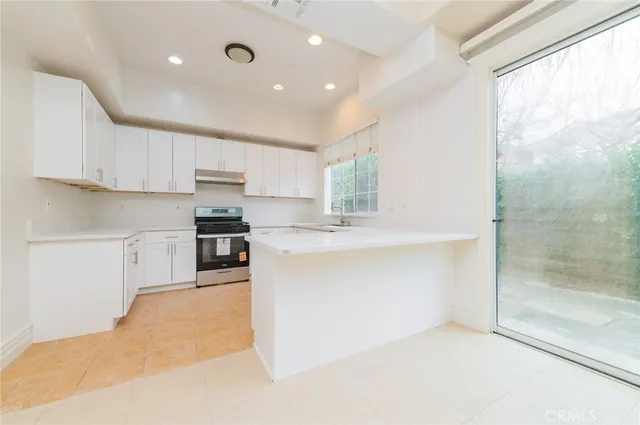 $1,560,000 | 527 South 5th Avenue, Arcadia, CA 91006