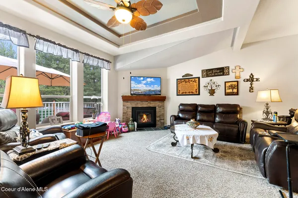 $825,000 | 11248 North Bruss Road, Rathdrum, ID 83858