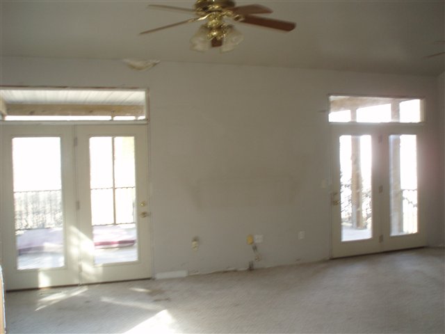 9032 Big Hand Road Columbus, MI 48063 - Photo 20 of 30 31111877-19.JPG