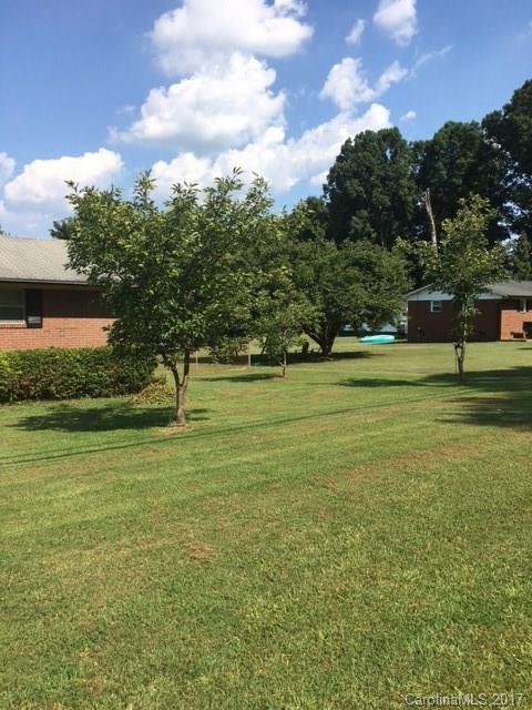8332 Reames Road Charlotte, NC 28216 - Photo 3 of 8 Gallery Image 3