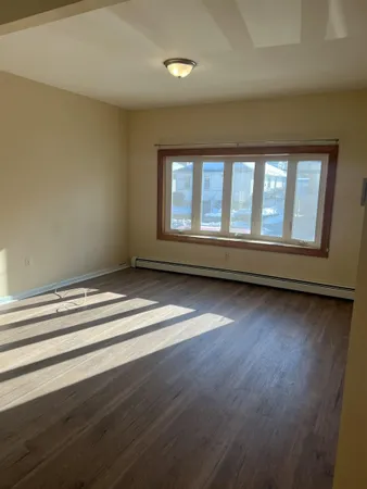 $2,100 | 571 Avenue A, Unit 1, Bayonne, NJ 07002