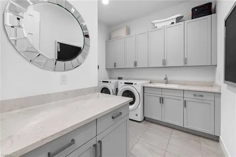 $899,000 | 6291 Arriba Avenue, Naples, FL 34113