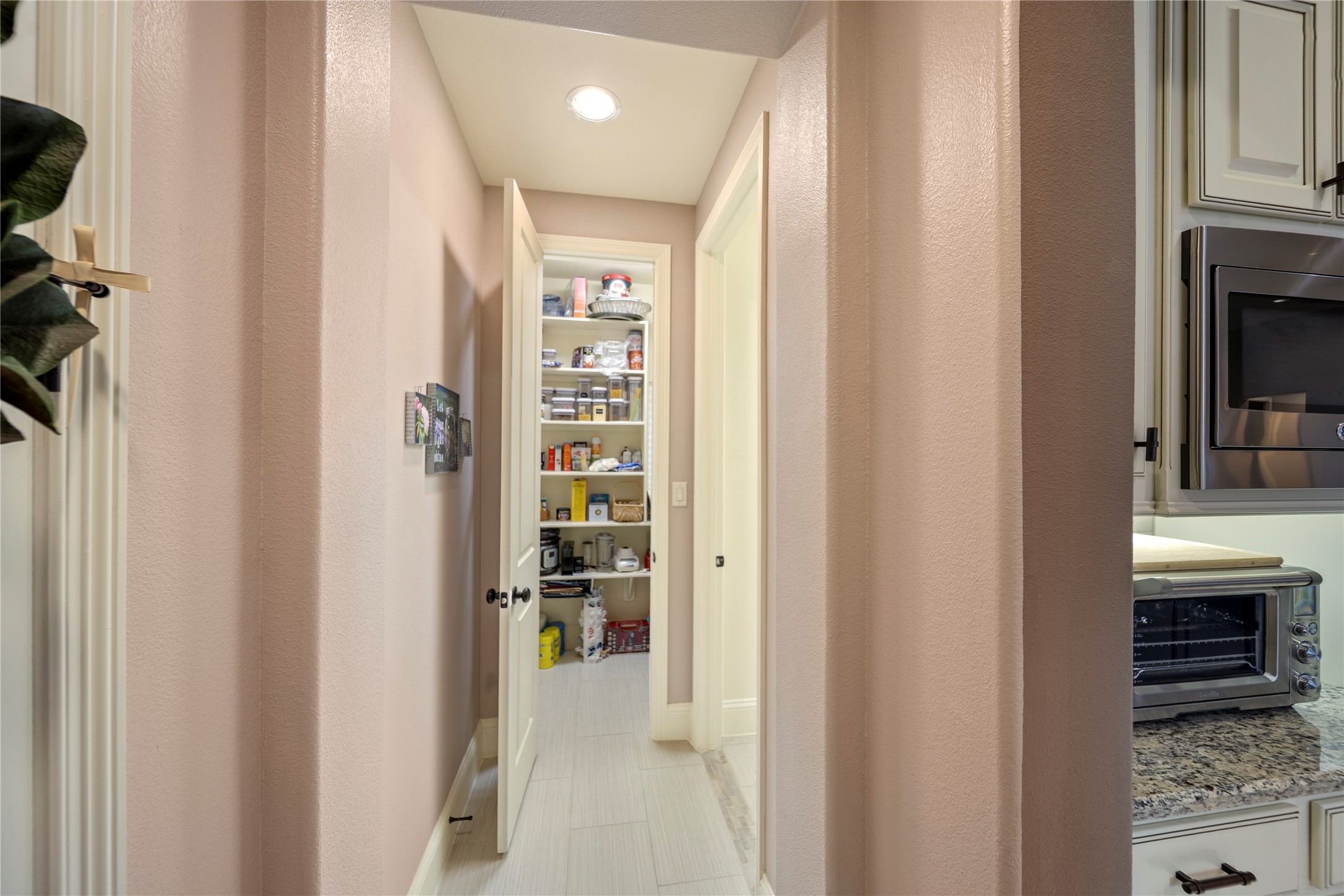 17610 Astrachan Road Richmond, TX 77407 - Photo 14 of 25 a view of kitchen and dining room