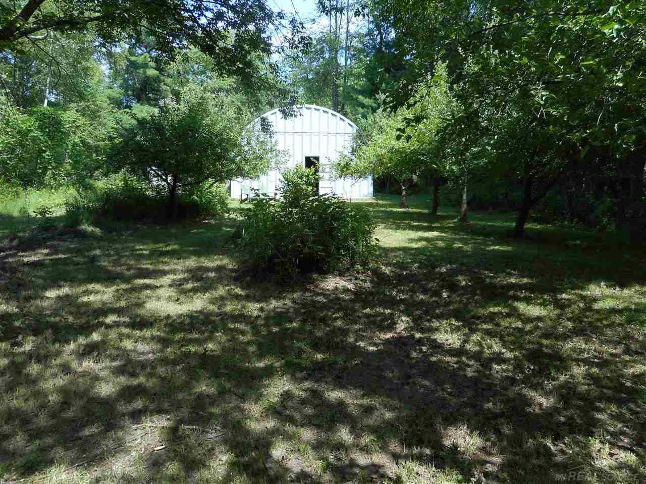 4180 Lakeshore Road Lexington, MI 48450 - Photo 11 of 42 31324847-10.JPG