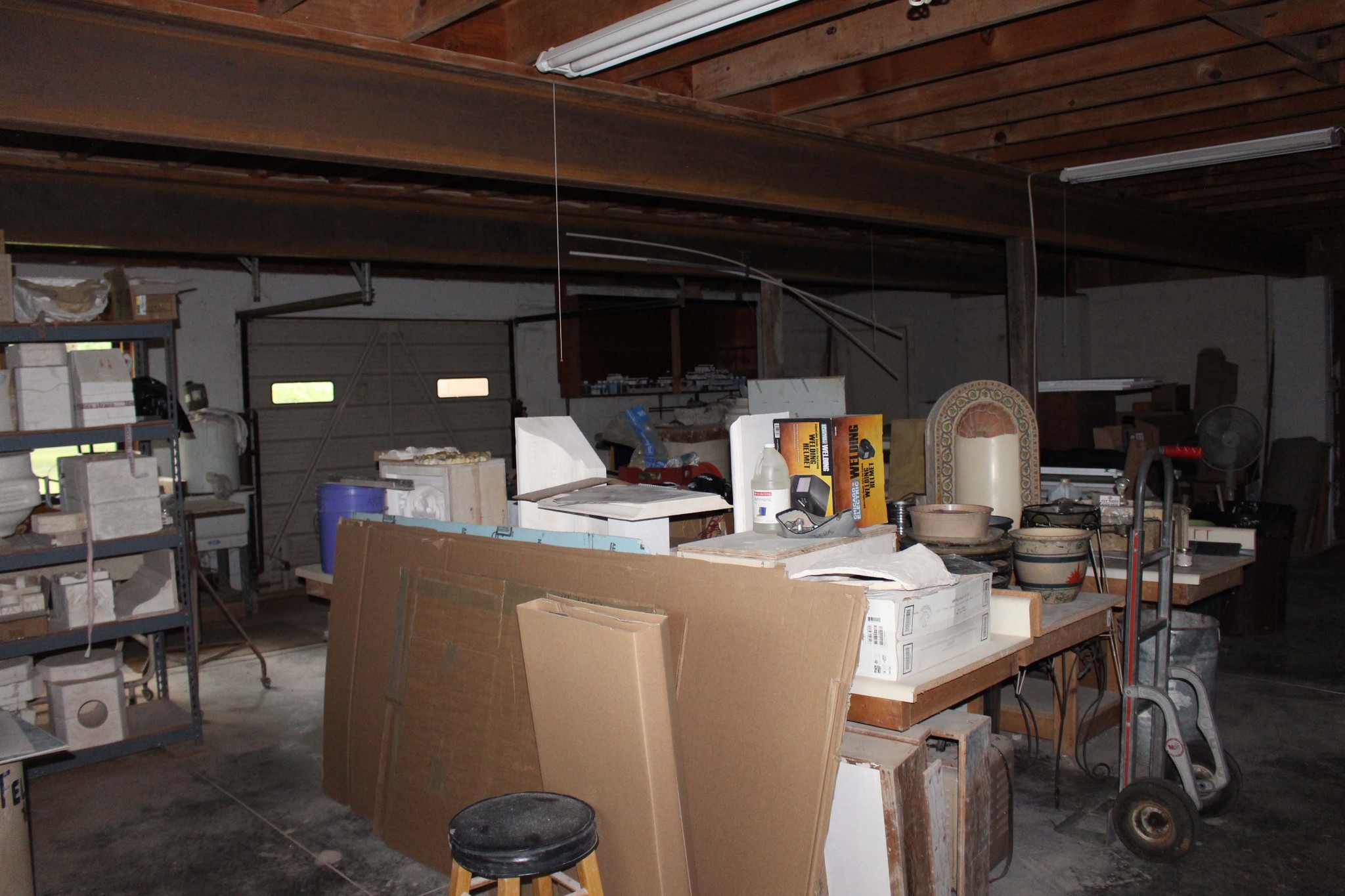 1426 Avon Road Murfreesboro, TN 37129 - Photo 35 of 46 a work place with table and chairs