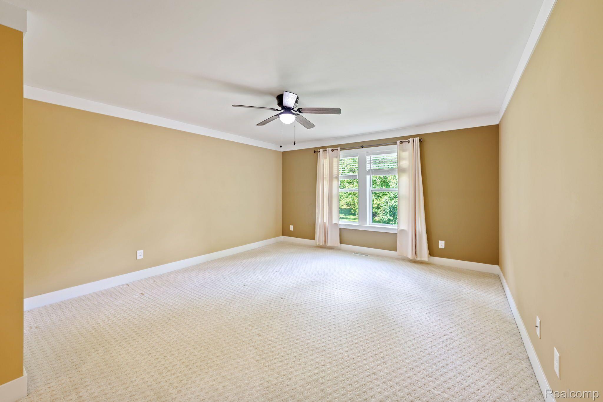 624 Hewitt Street Howell, MI 48843 - Photo 10 of 41 Gallery Image 10