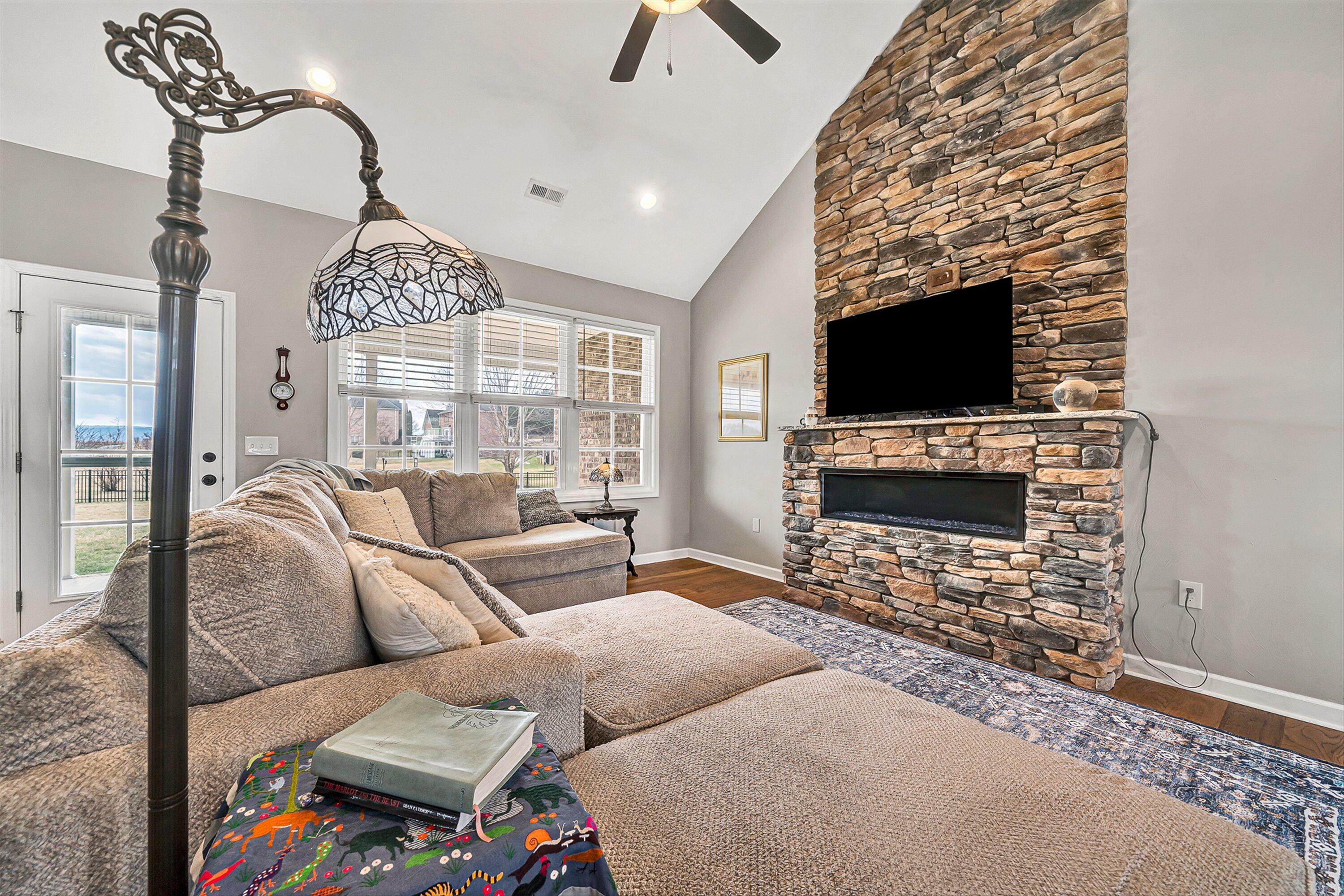 42 Island Green Road Daleville, VA 24083 - Photo 11 of 46 08-VM-03007