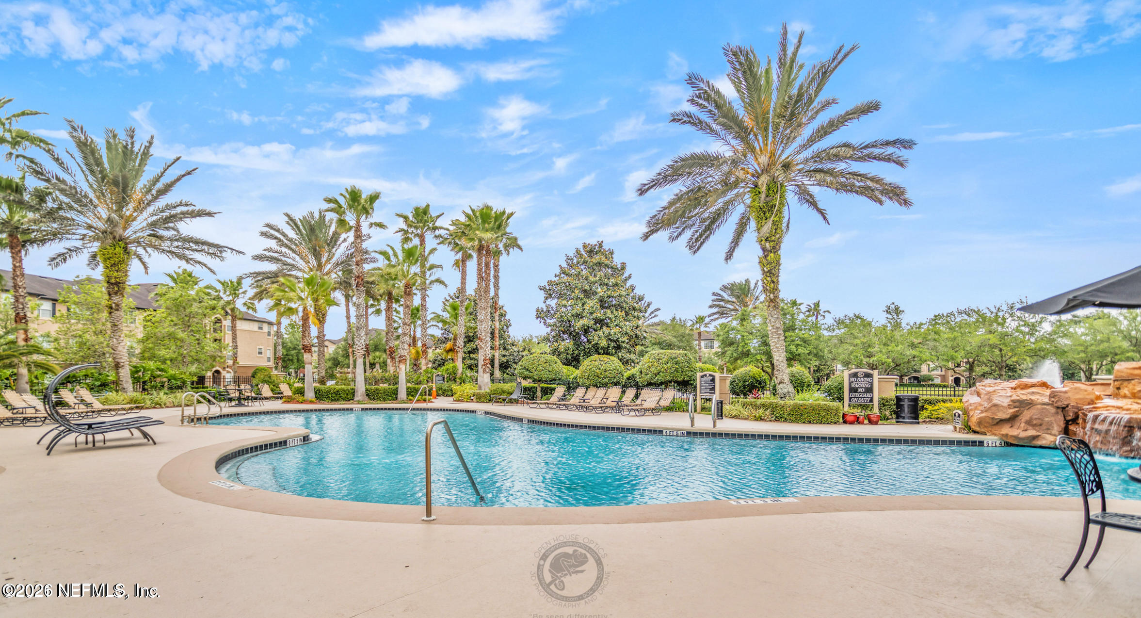 10961 Burnt Mill Road, Unit 824 Jacksonville, FL 32256 - Photo 28 of 35 a view of outdoor space and yard