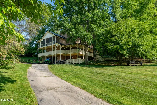 $594,900 | 127 Markwood Circle, Jonesborough, TN 37659