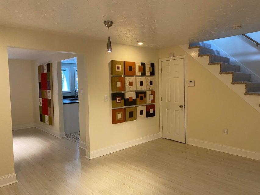 26 Bettys Pond Road, Unit 9 Hyannis, MA 02601 - Photo 5 of 17 24 Bettys Pond 6
