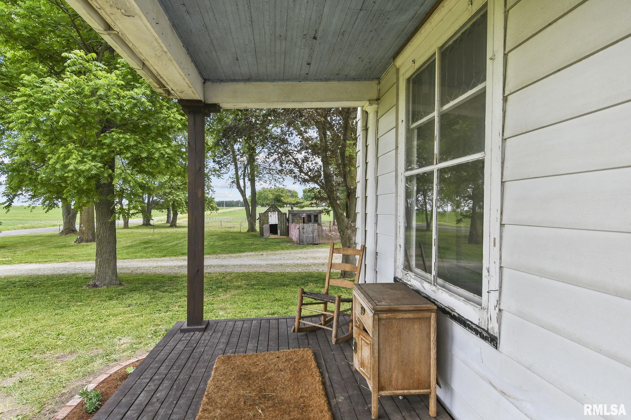 1846 East 2400 North Road Blue Mound, IL 62513 - Photo 4 of 69 Gallery Image 4