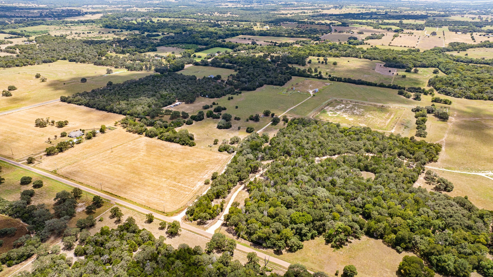 2210 Hermis Road Schulenburg, TX 78956 - Photo 4 of 37