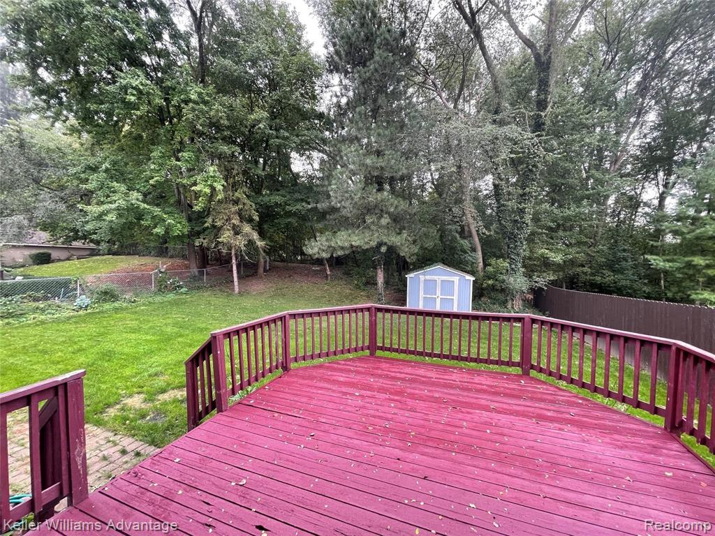202 Linhart Street Novi, MI 48377 - Photo 18 of 20