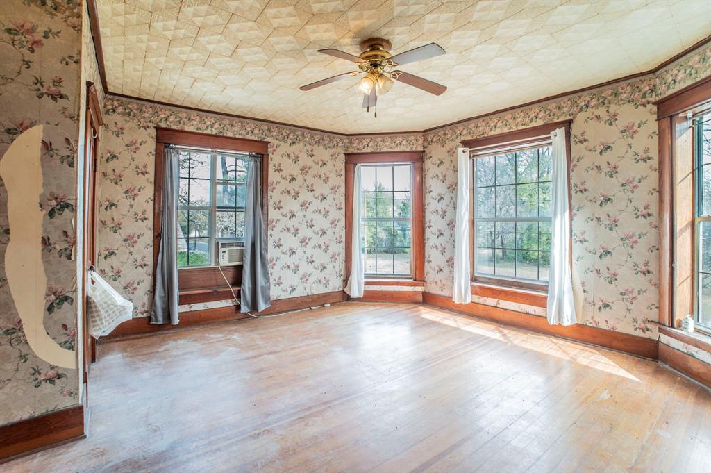 540 12th Street Southeast Paris, TX 75460 - Photo 19 of 35