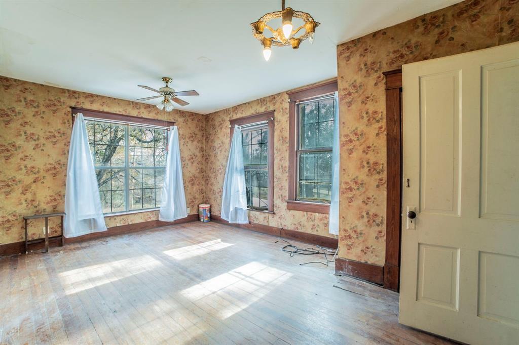 540 12th Street Southeast Paris, TX 75460 - Photo 23 of 35