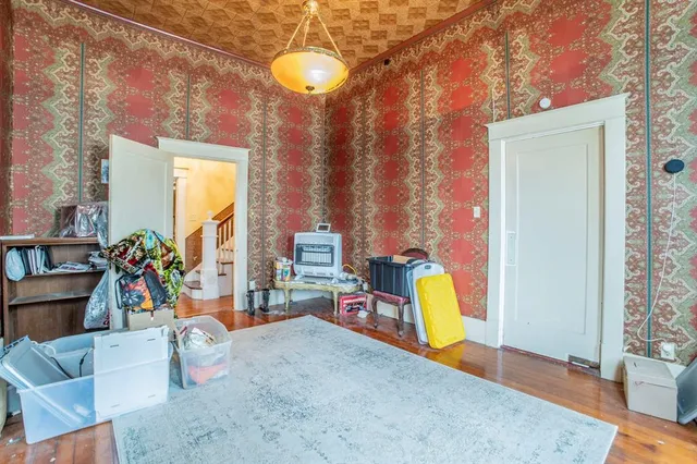 $275,000 | 540 12th Street Southeast, Paris, TX 75460