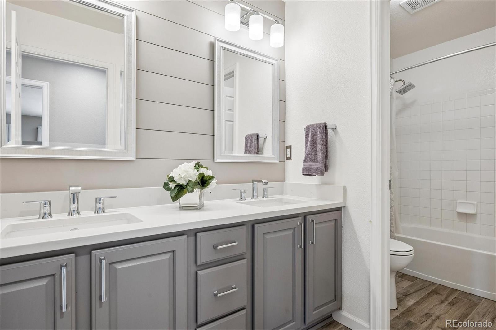 10835 Hickory Ridge Lane Highlands Ranch, CO 80126 - Photo 28 of 42 Gallery Image 28
