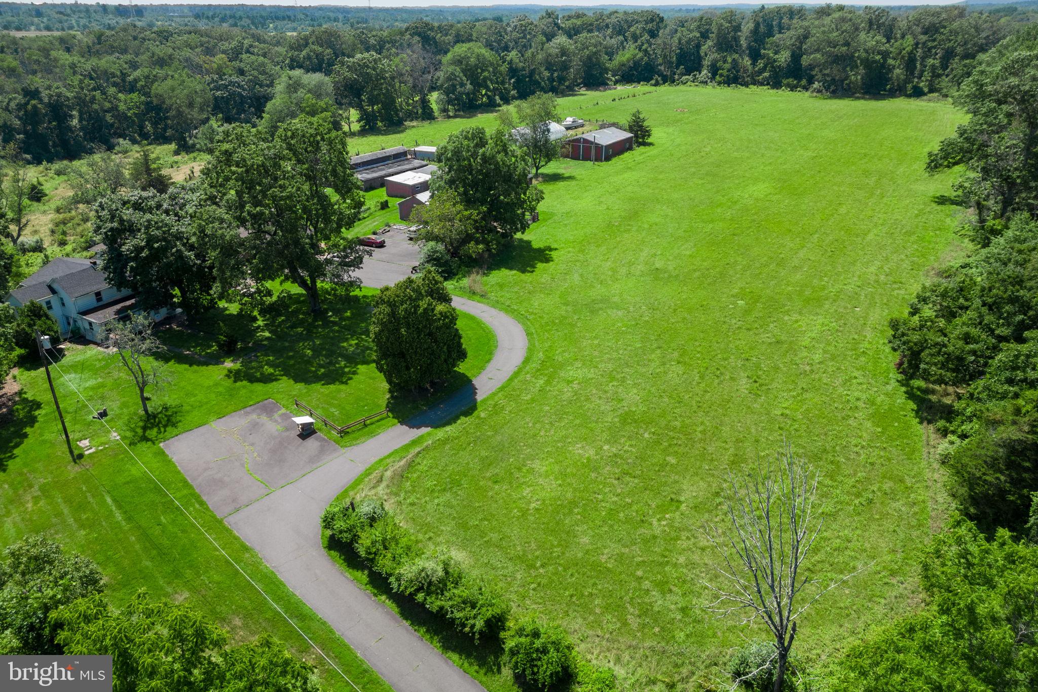 40 Dublin Road Pennington, NJ 08534 - Photo 7 of 30