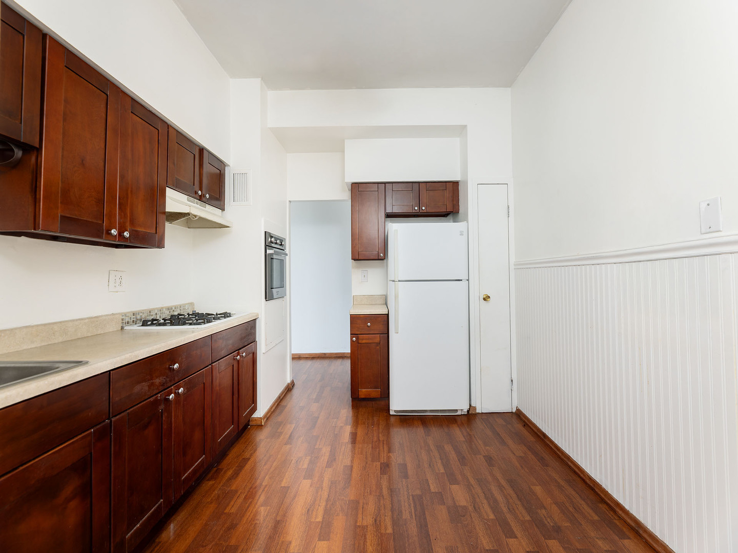 9001 Golf Road, Unit 10D Des Plaines, IL 60016 - Photo 15 of 26 Gallery Image 15