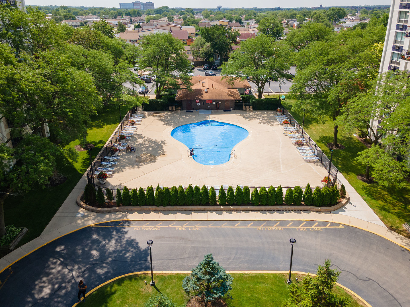9001 Golf Road, Unit 10D Des Plaines, IL 60016 - Photo 23 of 26 Gallery Image 23
