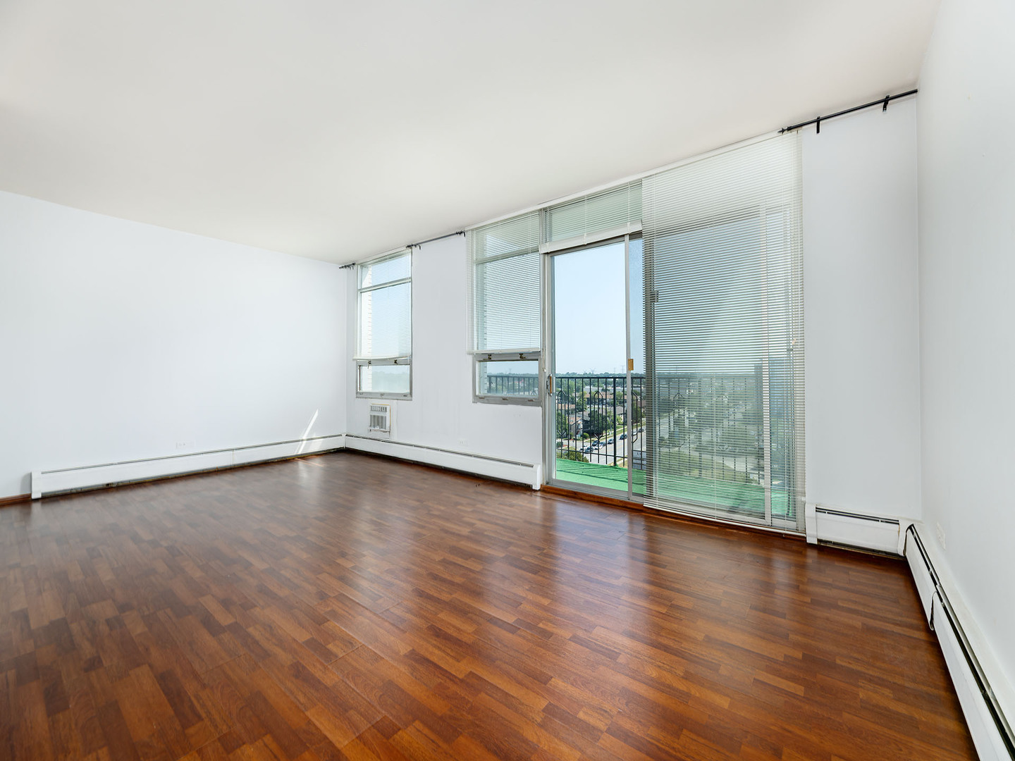 9001 Golf Road, Unit 10D Des Plaines, IL 60016 - Photo 5 of 26 Gallery Image 5