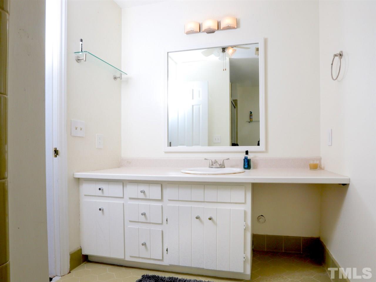2104 Lynn Road Raleigh, NC 27612 - Photo 14 of 25