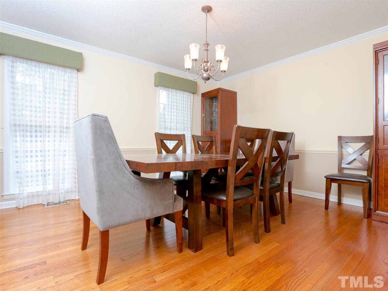2104 Lynn Road Raleigh, NC 27612 - Photo 4 of 25