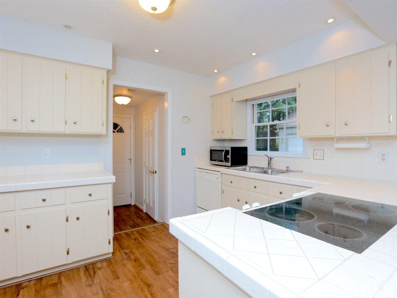 2104 Lynn Road Raleigh, NC 27612 - Photo 10 of 25