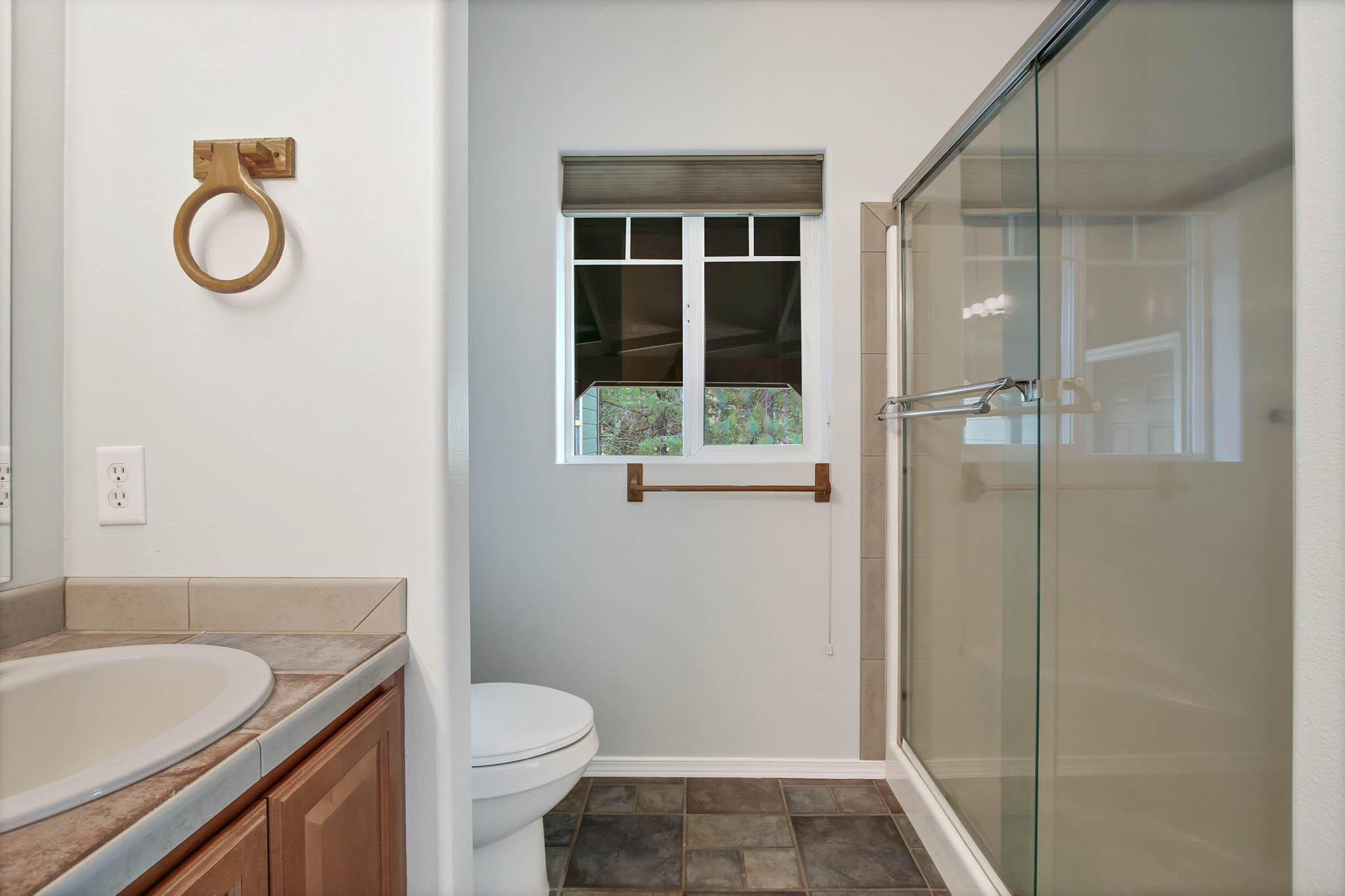 54891 Huntington Road Bend, OR 97707 - Photo 28 of 33 DSC00062