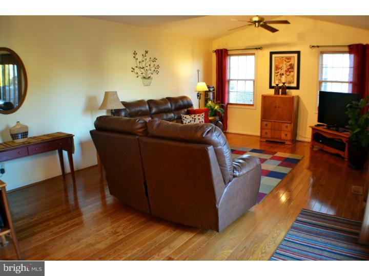 1360 Fountain Road Newtown, PA 18940 - Photo 5 of 25 Family Room