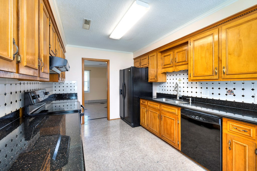 3080 Joyce Street Sumter, SC 29154 - Photo 9 of 34 Gallery Image 9