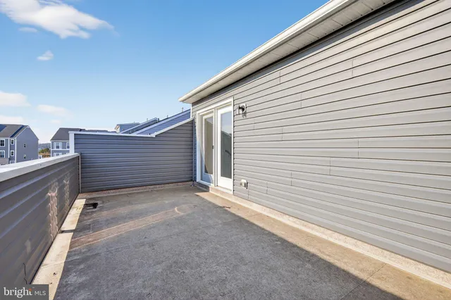 a view of a house with a garage