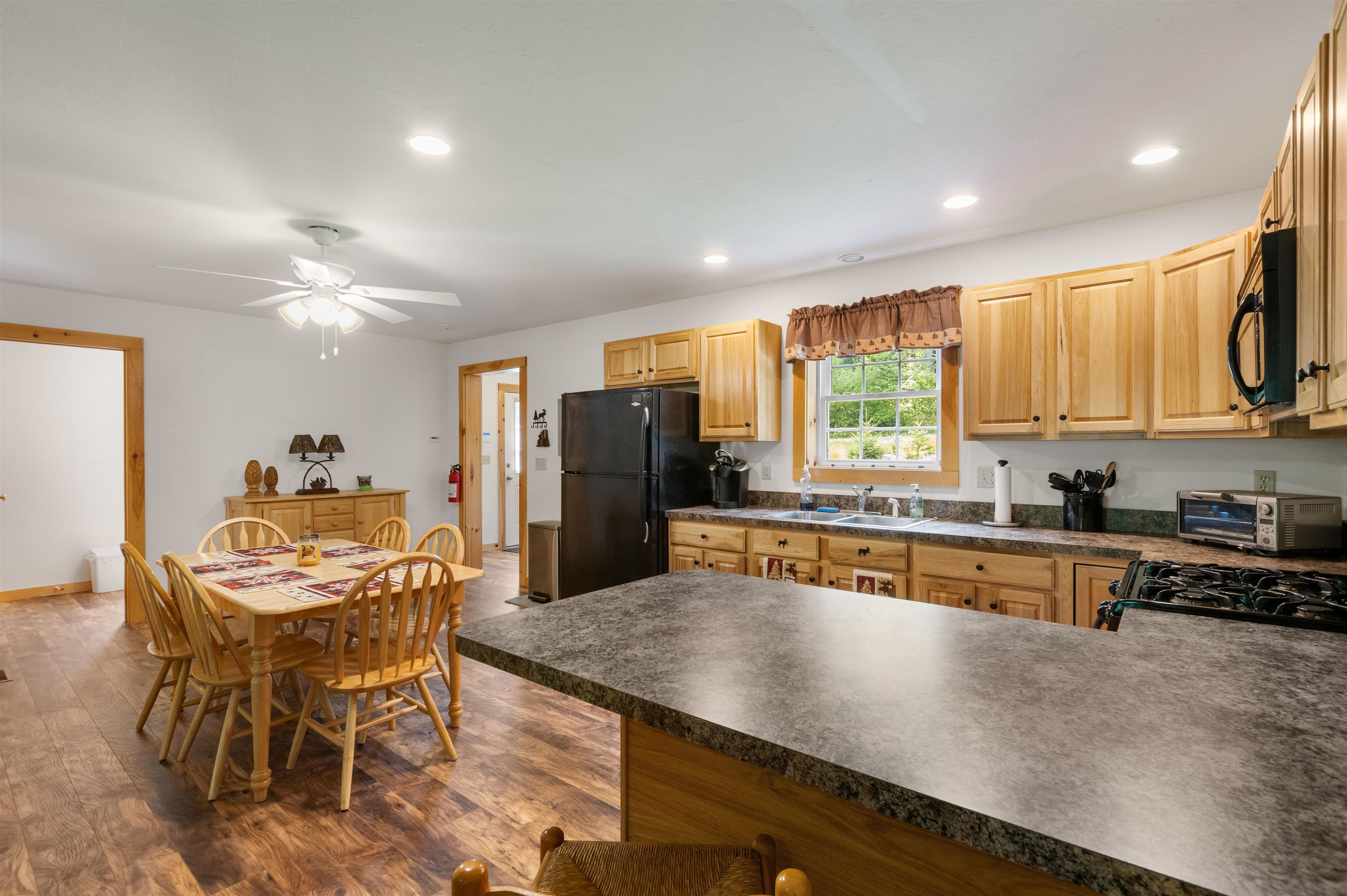 94 Spring Road Pittsburg, NH 03592 - Photo 21 of 52