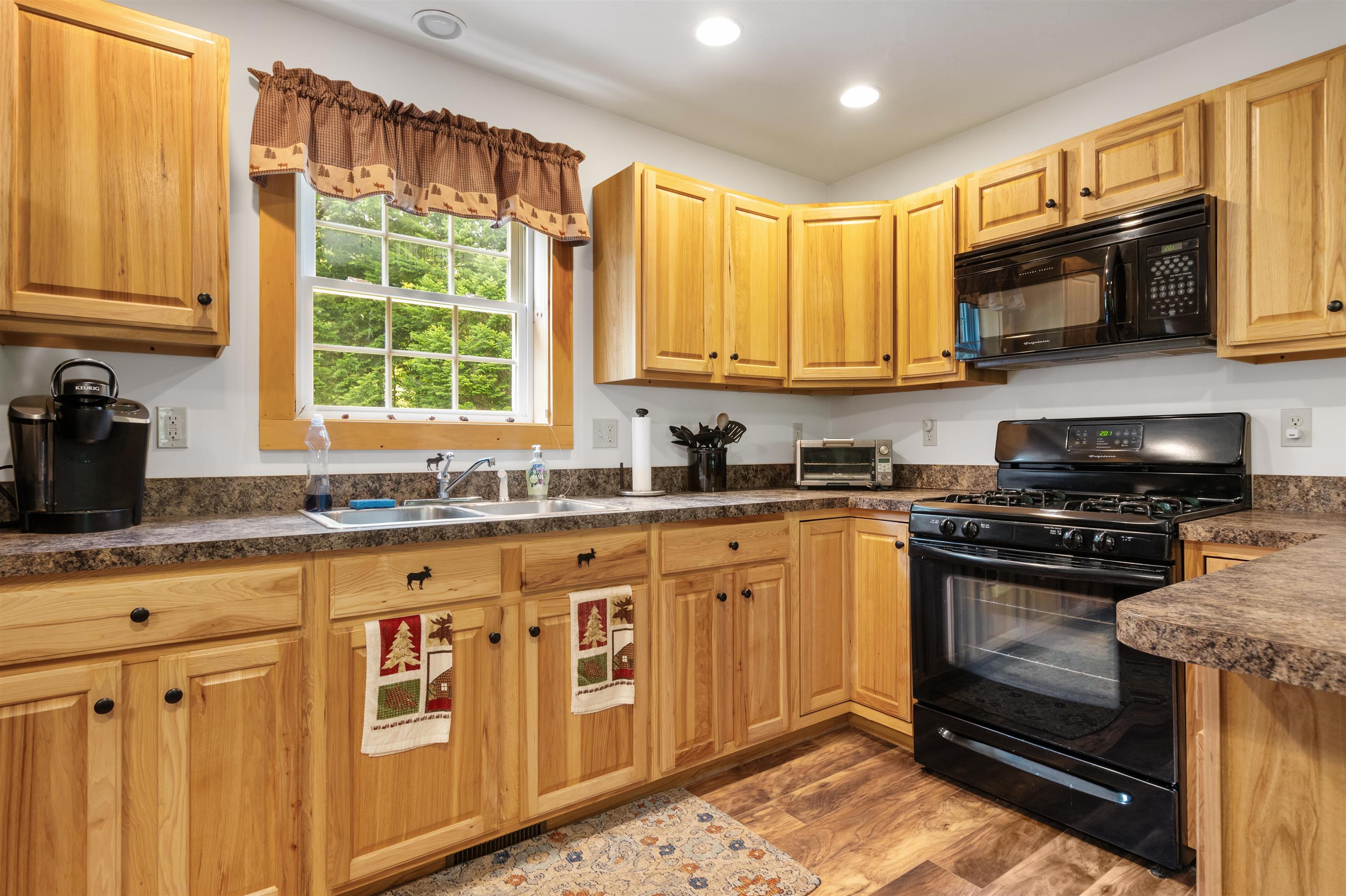 94 Spring Road Pittsburg, NH 03592 - Photo 23 of 52