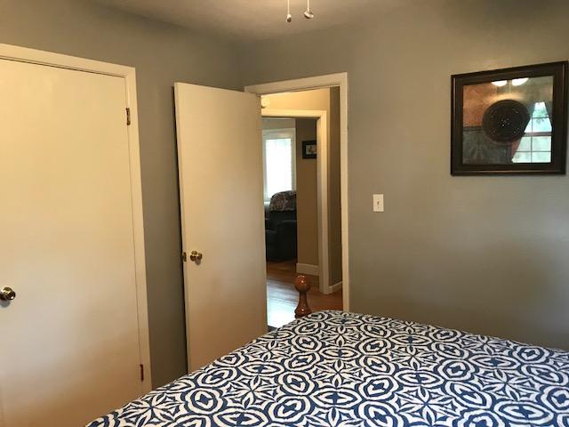 319 Bluff Road Kingston, TN 37763 - Photo 16 of 40 Guest Bedroom