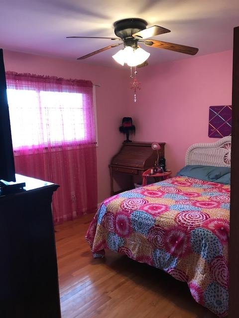 319 Bluff Road Kingston, TN 37763 - Photo 17 of 40 Guest Bedroom