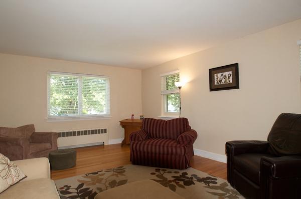5 Sargent Road Swampscott, MA 01907 - Photo 4 of 25 Gallery Image 4